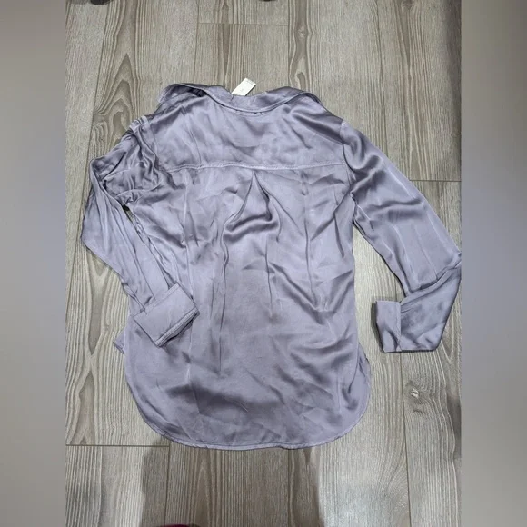 Anthropologie Cloth & Stone Soft Lavender Satin Top - Picture 6 of 6